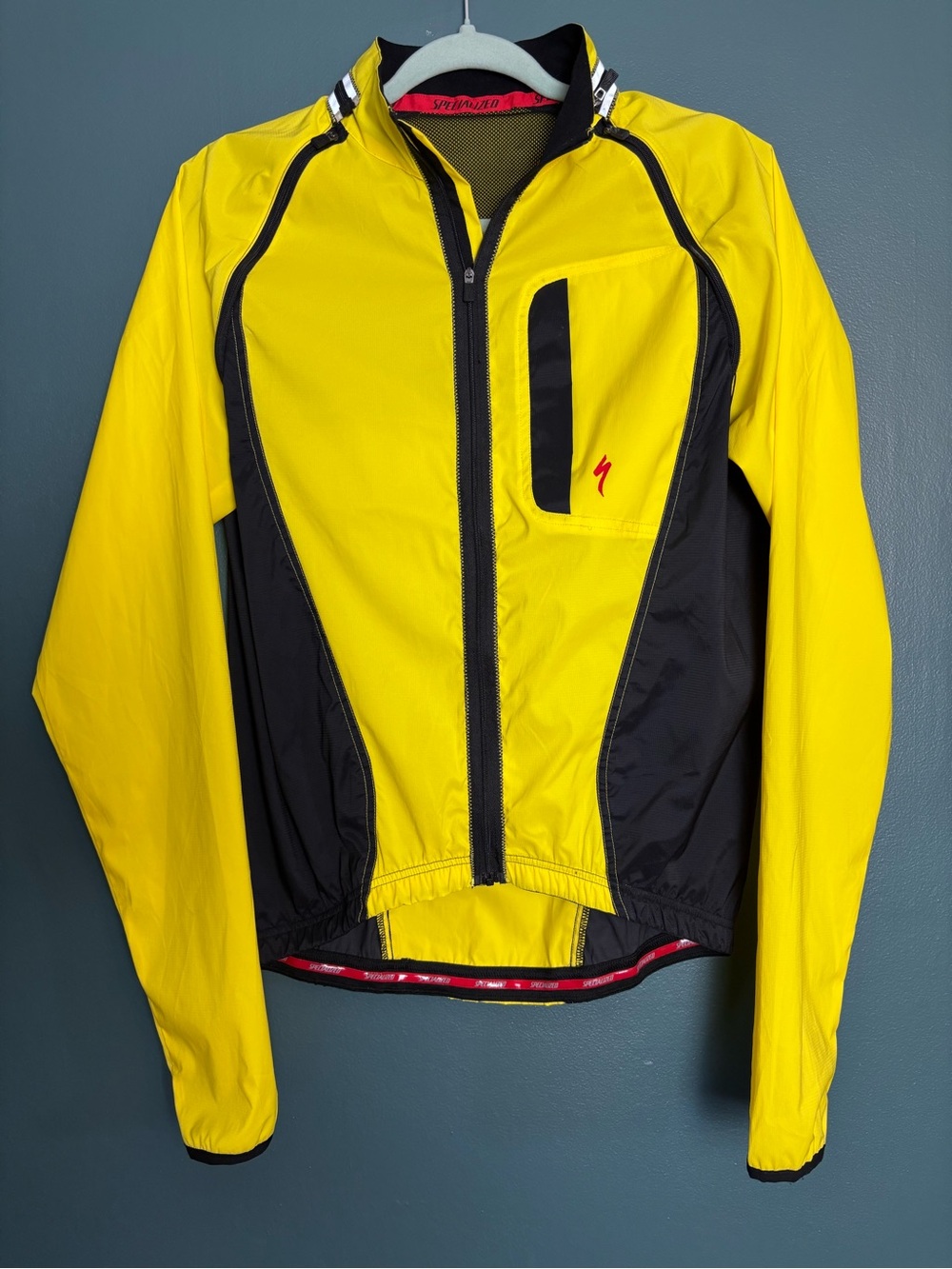 Specialized Yellow and Black Men’s Windbreaker Cycling Jacket size M